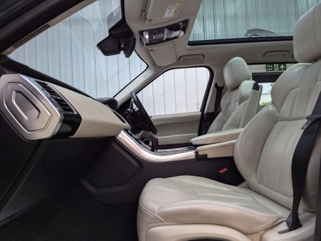 Land Rover Range Rover Sport 3.0 Range Rover Sport HSE SDV6 Auto 4WD 5dr 60