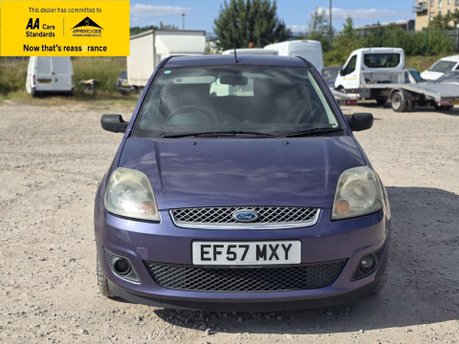 Ford Fiesta 1.25 Zetec Climate Hatchback 5dr Petrol Manual (142 g/km, 74 bhp) 2
