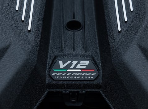 Lamborghini Revuelto 49