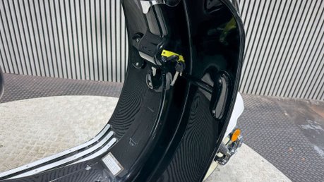 Ajs MODENA 2021 ONLY 800 MILES MODERN RETRO SCOOTER 125CC MOT OCTOBER 2027 23