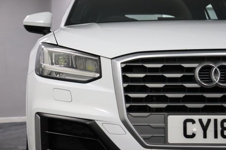 Audi Q2 TFSI S LINE 25