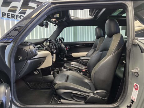 Mini Hatch 2.0 Cooper S Hatchback 3dr Petrol Manual Euro 6 (s/s) (192 ps) 37