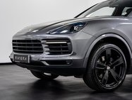Porsche Cayenne 3.0T V6 SUV 5dr Petrol TiptronicS 4WD Euro 6 (s/s) (340 ps) 27