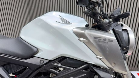 Honda CB 2020 GOOD RUNNING PROJECT BIKE 11K SPORTS 125CC 15