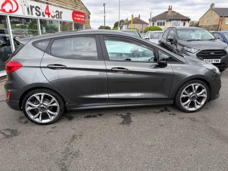 Ford Fiesta ST-LINE X 14
