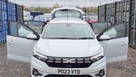 Dacia Sandero 1.0 TCe Expression Hatchback 5dr Petrol CVT Euro 6 (s/s) (90 ps) 6