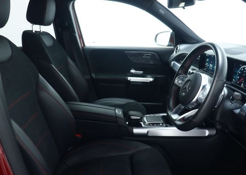 Mercedes-Benz GLB 1.3 GLB200 AMG Line SUV 5dr Petrol 7G-DCT Euro 6 (s/s) (163 ps) 43