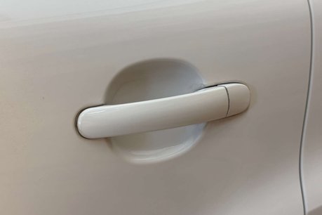 Skoda Yeti 2.0 TDI SE Plus SUV 5dr Diesel Manual 4WD Euro 5 (140 ps) 30