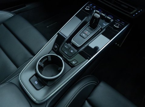 Porsche 911 Carrera 4S (992) 20