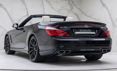 Mercedes-Benz SL Class SL63 AMG 13