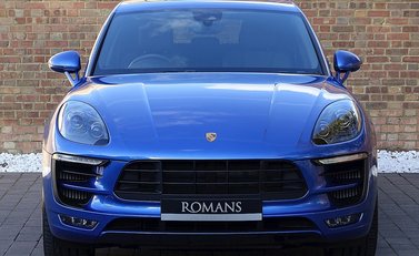 Porsche Macan GTS 2