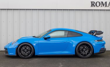 Porsche 911 (992) GT3 2