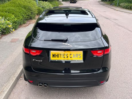 Jaguar F-Pace 2.0 D180 Chequered Flag Auto AWD Euro 6 (s/s) 5dr 73