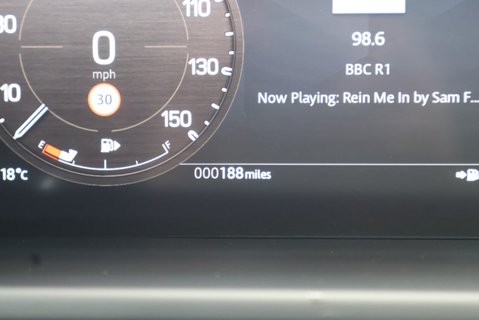 Land Rover Defender 110 2026 D350 HARD TOP X-DYNAMIC HSE REAR SEATS DECEMBER STOCK LANDING SOON  29