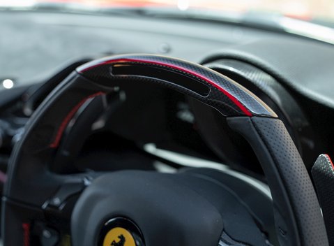 Ferrari 488 Pista 19