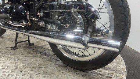 Norton Dominator SS 1962 CLASSIC BARN FIND PROJECT BIKE SPARES OR REPAIR 600CC 27