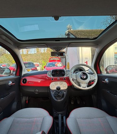 Fiat 500 1.2 LOUNGE LOOK! JUST 62000 MILES! 1 PREVIOUS KEEPER! GLASS ROOF ,BLUETOOTH 3