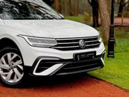 Volkswagen Tiguan Allspace LIFE TSI DSG 12