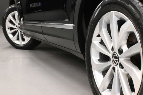 Volkswagen T-Roc 1.5 T-Roc Style TSI Semi-Auto 5dr 13