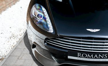 Aston Martin Vanquish 23