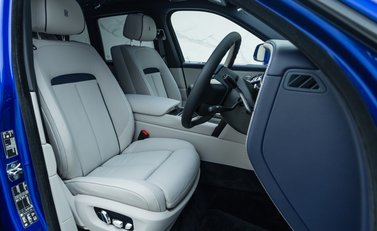 Rolls-Royce Cullinan Series II BLACK BADGE 14