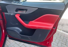 Jaguar F-Pace 3.0 V6 D300S AWD AUTO 30