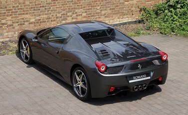 Ferrari 458 Spider 10