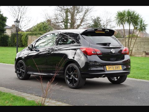 Vauxhall Corsa 1.4i ecoTEC SRi VX Line Nav Black Euro 6 3dr 7