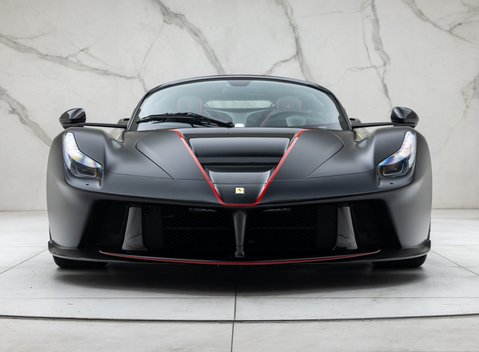 Ferrari LaFerrari Aperta 13
