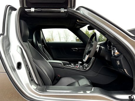 Mercedes-Benz SLS SLS AMG 43