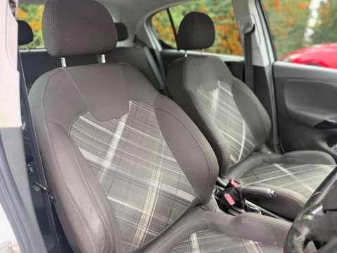 Vauxhall Corsa 1.4i ecoTEC Limited Edition Euro 6 5dr 9