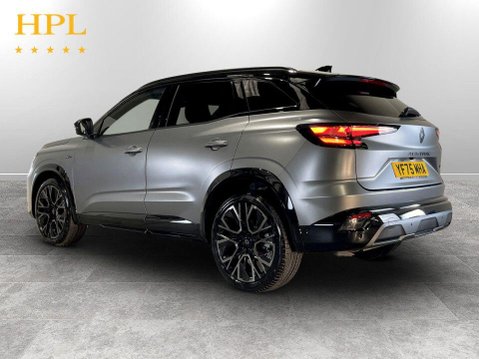 Renault Austral 1.2 E-TECH iconic esprit Alpine SUV 5dr Petrol Hybrid Auto Euro 6 (s/s) (20 5