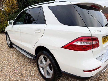 Mercedes-Benz M Class 3.0 ML350 V6 BlueTEC SE (Executive) G-Tronic 4WD Euro 6 (s/s) 5dr 12