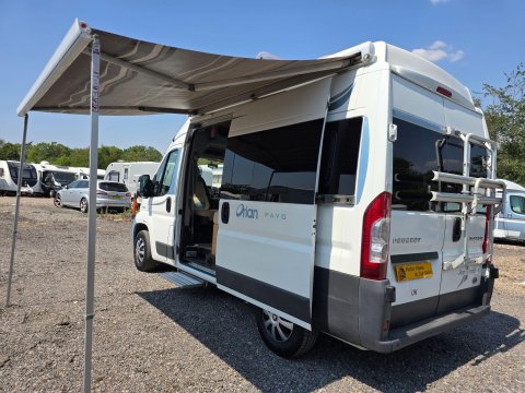 Auto-Sleepers Orian Pavo 18