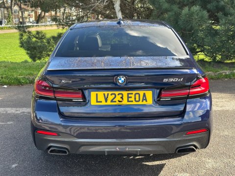BMW 5 Series 3.0 530d MHT M Sport Steptronic xDrive Euro 6 (s/s) 4dr 14