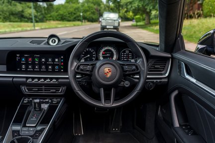 Porsche 911 TURBO S PDK 18