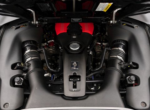 Ferrari 488 Spider 28