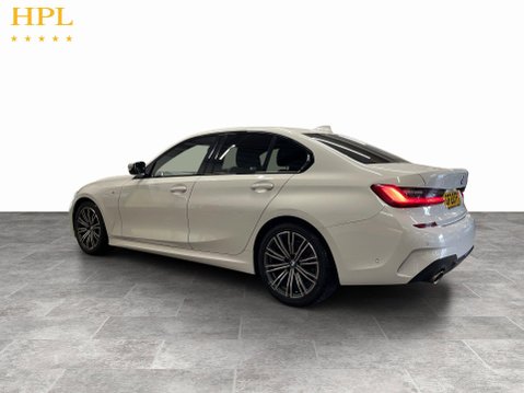 BMW 3 Series 2.0 320i M Sport Saloon 4dr Petrol Auto Euro 6 (s/s) (184 ps) Rear Parking 5