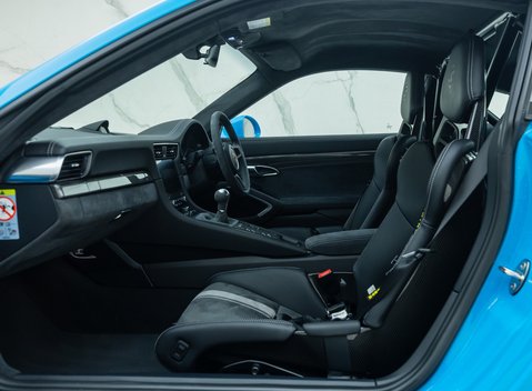 Porsche 911 GT3 (991.2) 18