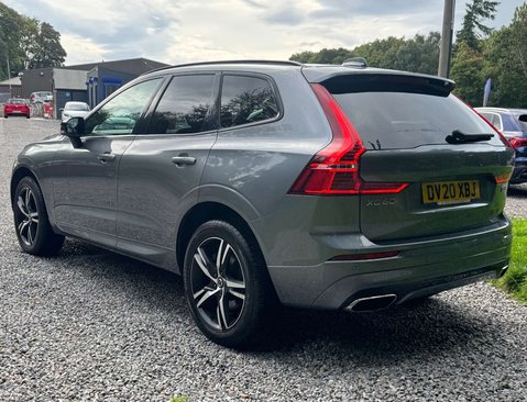 Volvo XC60 2.0 XC60 R-Design B5 MHEV Auto 5dr 9