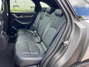 Jaguar F-Pace 2.0 D200 MHEV R-Dynamic HSE Auto AWD Euro 6 (s/s) 5dr 42
