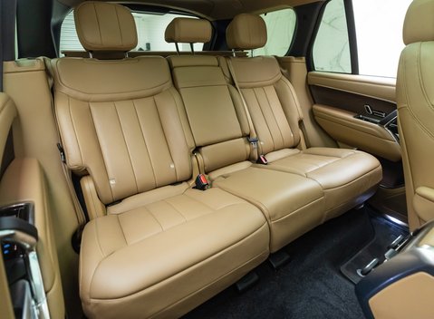 Land Rover Range Rover P440e HSE 13