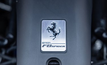 Ferrari F8 Spider 55
