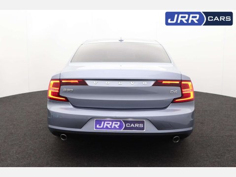 Volvo S90 2.0 S90 Momentum D4 Auto 4dr 8