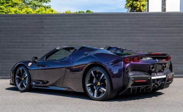 Ferrari SF90 Spider 4