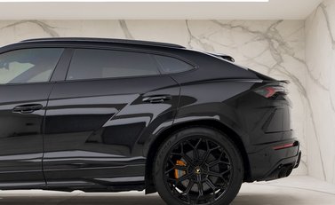Lamborghini Urus 28