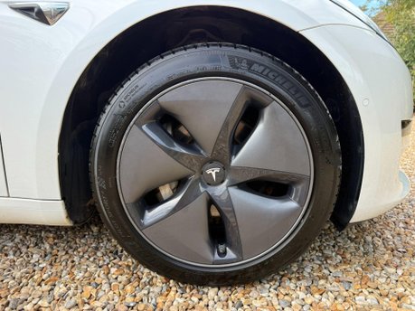 Tesla Model 3 Standard Range Plus Auto RWD 4dr 14