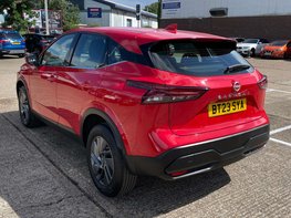 Nissan Qashqai 1.3 Qashqai Acenta Premium DiG-T MHEV 5dr 8