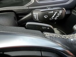 Volkswagen T-Roc 1.5 T-Roc R-Line TSi Evo Semi-Auto 5dr 62