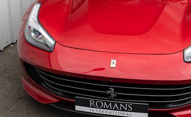 Ferrari GTC4 Lusso T 24